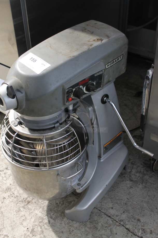 Hobart Legacy HL200 Metal Commercial Countertop 20 Quart Planetary Dough Mixer w/ Stainless Steel Mixing Bowl, Bowl Guard, Paddle and Whisk Attachments. 200-240 Volts, 1 Phase. Tested and Working! - Image 1 of 5