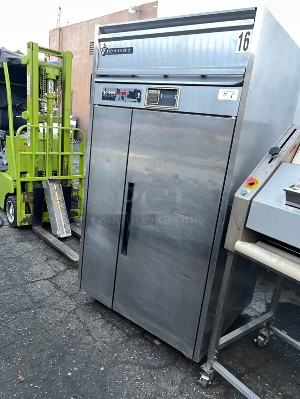 New! Victory VBC-100 Commercial Blast Chiller Hardening Cabinet 220 Volt 3 Phase NSF Tested and Working! - Image 6 of 10