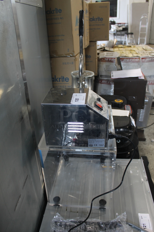 BRAND NEW SCRATCH AND DENT! Carnival King 382SCM250 Stainless Steel Commercial Ice Shaver on Poly Bin. 120 Volts, 1 Phase. Tested and Working! - Image 2 of 6