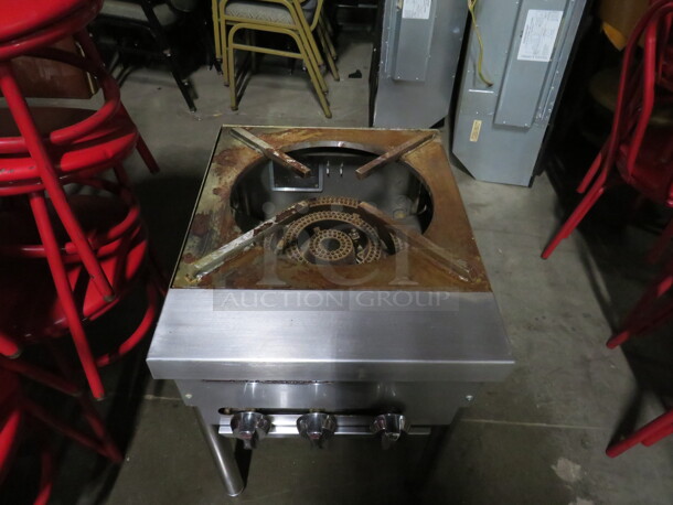 One Southbend Natural Gas Stock Pot Range. Model# SPR-1J. 18X22.5X24. $3034.00. - Image 2 of 2