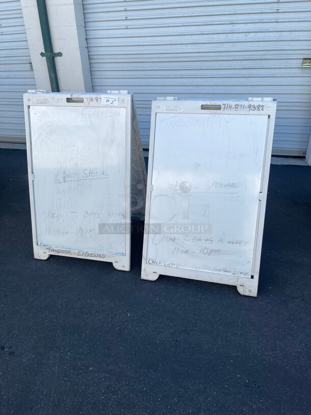 Clean! Econo Classic Showcase your sign with a durable, weatherproof custom signicade®frame Great For Street Advertisement  - Image 2 of 7