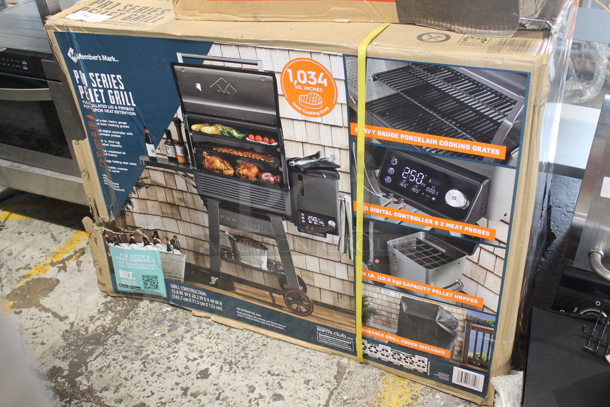BRAND NEW SCRATCH AND DENT! Members Mark Pro Series Pellet Grill. - Image 1 of 5