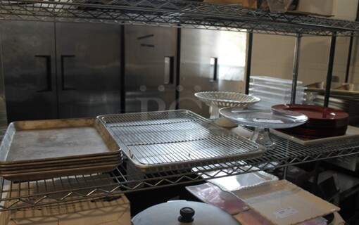 ALL ONE MONEY! Tier Lot of Various Items Including Metal Baking Pans and Cake Stands