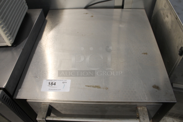 APW Wyott CDO-17 Stainless Steel Commercial Countertop Electric Powered Single Deck Oven. 120 Volts, 1 Phase. Tested and Working! - Image 2 of 7