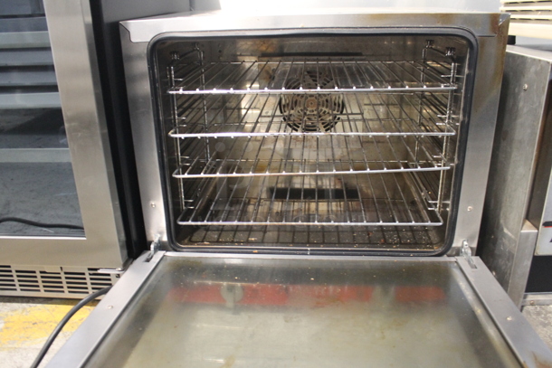 Avantco 177CO28 Stainless Steel Commercial Countertop Electric Powered Convection Oven. 208-240 Volts, 1 Phase. - Image 5 of 9
