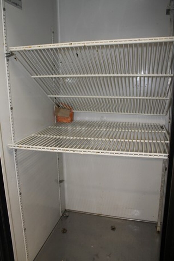 True T-49 Stainless Steel Commercial 2 Door Reach In Cooler w/ Poly Coated Racks. 115 Volts, 1 Phase. Tested and Working! - Image 4 of 5