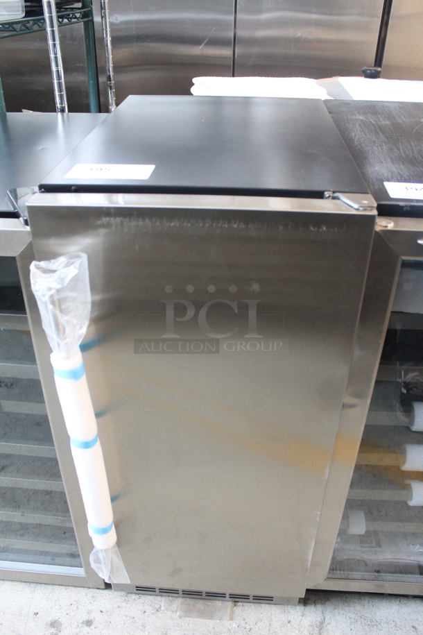 BRAND NEW SCRATCH AND DENT! Danby DIM32D1BSSPR Stainless Steel Commercial 32 Pound Slim Undercounter Self Contained Ice Machine. 115 Volts, 1 Phase. Tested and Working! - Image 1 of 11