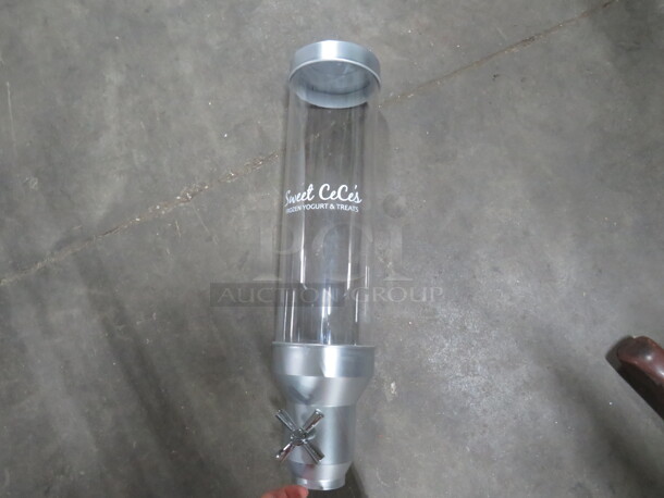 One Rosseto  Dry Food Dispenser. - Image 1 of 1