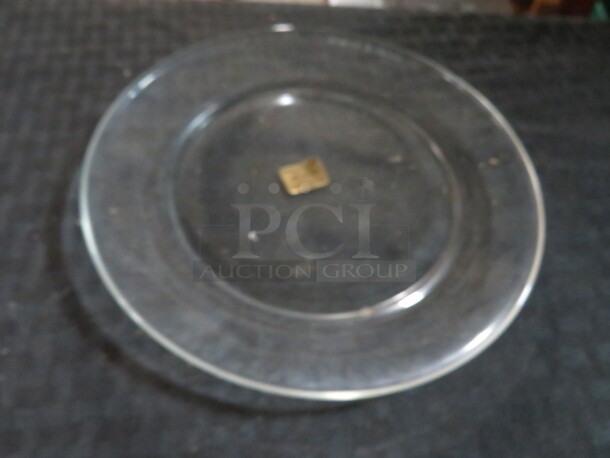 7 Inch Glass Plate. 5XBID - Image 1 of 1