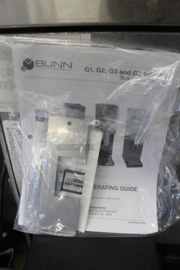 BRAND NEW SCRATCH AND DENT! 2022 BUNN G1 HD Commercial Electric Countertop Black Bulk Coffee Grinder. 120V, 1 Phase. Tested and Working! - Image 5 of 7
