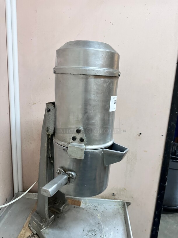 Working! Dalati Commercial Food Processor Heavy Duty Hummus Processing Machine 220 Volt 1 Phase Tested and Working! - Image 6 of 6