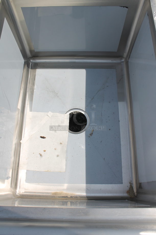 BRAND NEW SCRATCH AND DENT! Regency 600S31824224 124" 16-Gauge Stainless Steel Three Compartment Commercial Sink with 2 Drainboards. Bays 24x24x12. Drain Boards 22x26x1 - Image 5 of 8