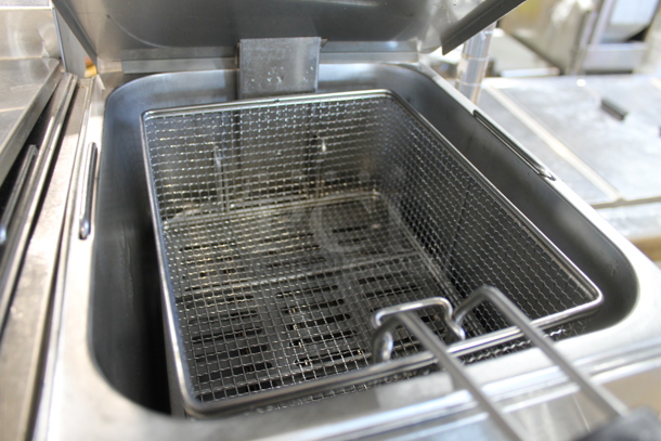 BRAND NEW SCRATCH AND DENT! 2023 Hoocoo FRY-20L Stainless Steel Commercial Countertop Electric Powered 2 Bay Deep Fat Fryer w/ 2 Metal Baskets and 2 Lids. 120 Volts, 1 Phase. - Image 6 of 8