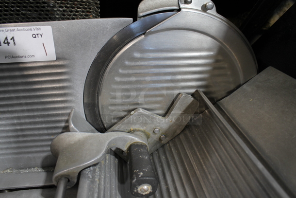Hobart 8065 Stainless Steel Commercial Countertop Automatic Meat Slicer. 115 Volts, 1 Phase. Tested and Working! - Image 3 of 5