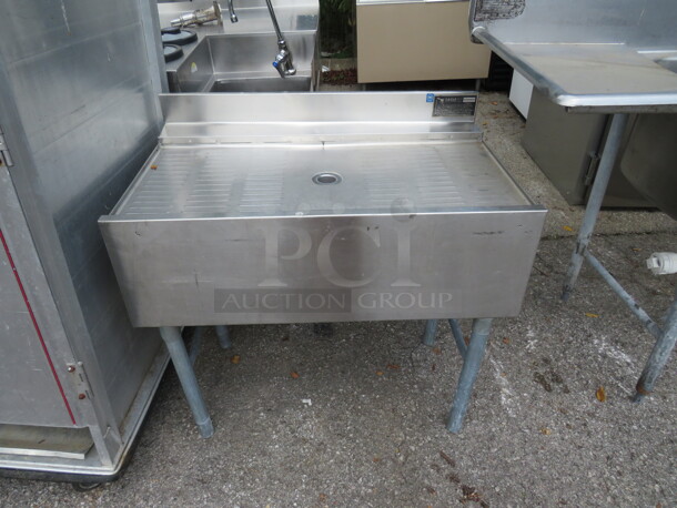One Stainless Steel Eagle Under Bar Drain Table. 36X21.5X33.5 - Image 1 of 1