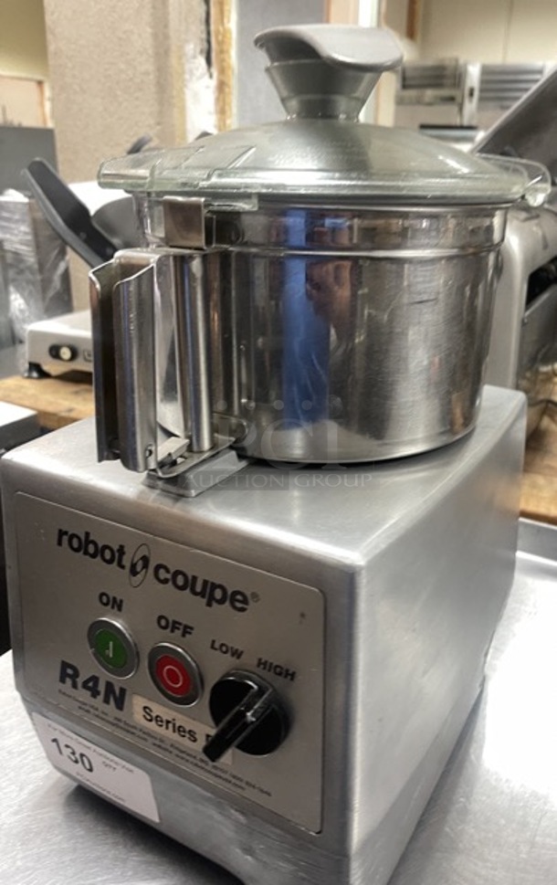 ROBOT COUPE R4n Series D HEAVY DUTY 5.5qt Food Processor.

Fully Tested and Working Condition - Image 5 of 11