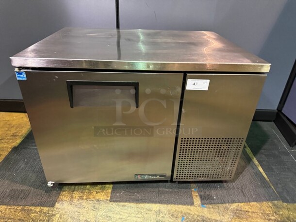 True TUC-44 Undercounter Cooler, On Casters, Tested & Working! - Image 2 of 6