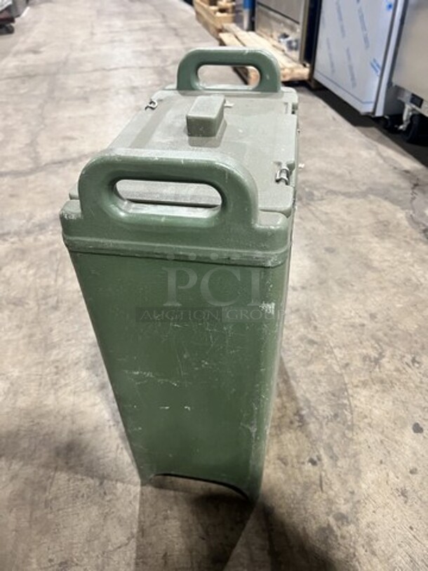 Cambro Insulated Portable Beverage Dispenser! - Image 2 of 7