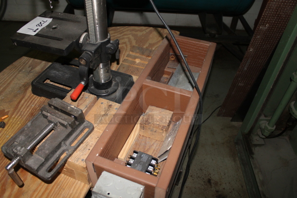 Black & Decker BDDP100 10" 5 Speed Drill Press on Metal Cart w/ Commercial Casters. - Image 4 of 9