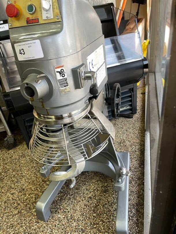 Spar 30QT Mixer 30 qt. Commercial Planetary Floor Baking Mixer with Guard and Timer NSF 220 volt No Bowl no attachments Tested and Working! - Image 4 of 7