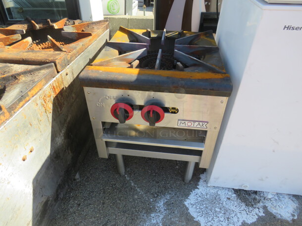 One Motak 1 Burner Natural Gas Stock Pot Range.  Model# MSP-1. 18X21X23 - Image 1 of 1