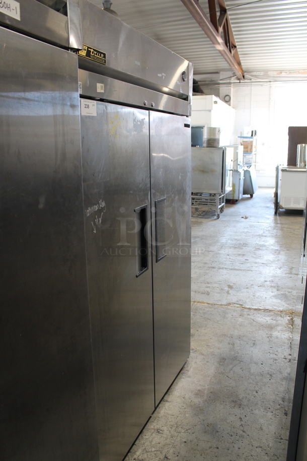 2015 True TG2R-2S Stainless Steel Commercial 2 Door Reach In Cooler w/ Poly Coated Racks. 115 Volts, 1 Phase. Tested and Working! - Image 2 of 6