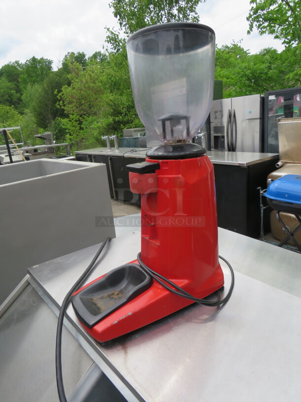 One Kingrinder Coffee Grinder. #K-6 ROJOMARCFI. 110 Volt.  - Image 2 of 2