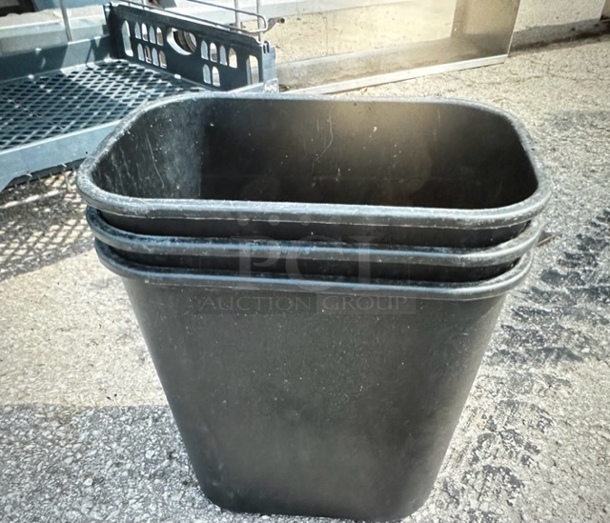 Rubbermaid Trash Can. 3XBID - Image 1 of 1