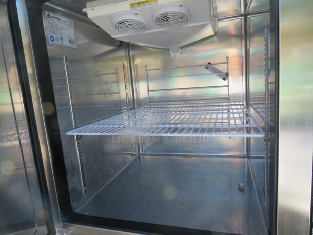 One WORKING Everest Dutch Door Refrigerator/Freezer, With 2 Racks On Casters. Model# ESRFH2-CH. 115 Volt. 28.5X32X79. $3609.00. - Image 4 of 5