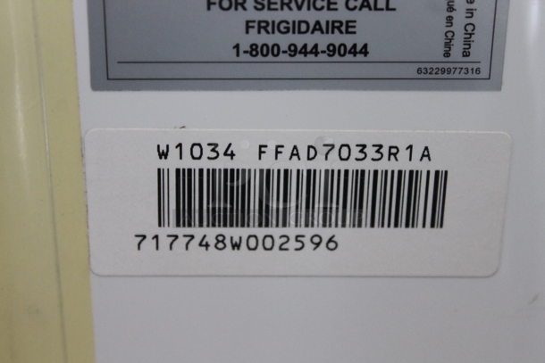 BRAND NEW SCRATCH AND DENT! Frigidaire FFAD7033R1A 70 Pint Capacity Dehumidifier. 115 Volts, 1 Phase. Tested and Working! - Image 5 of 5