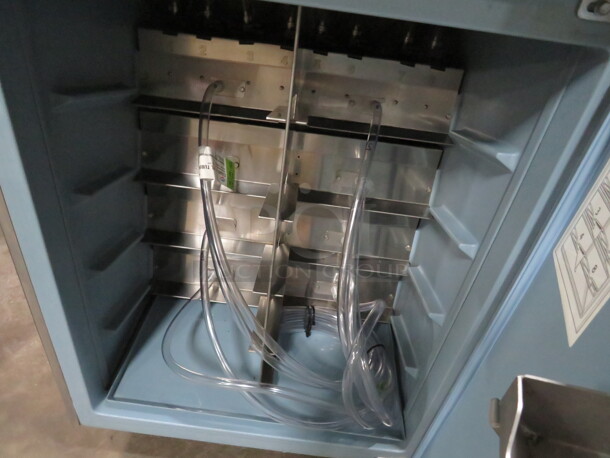 One Manitowic Multiplex Blend In Cup Work Station Shake Machine On Casters. Model# MB-8-1. 115 Volt. 26X32X75 - Image 2 of 4