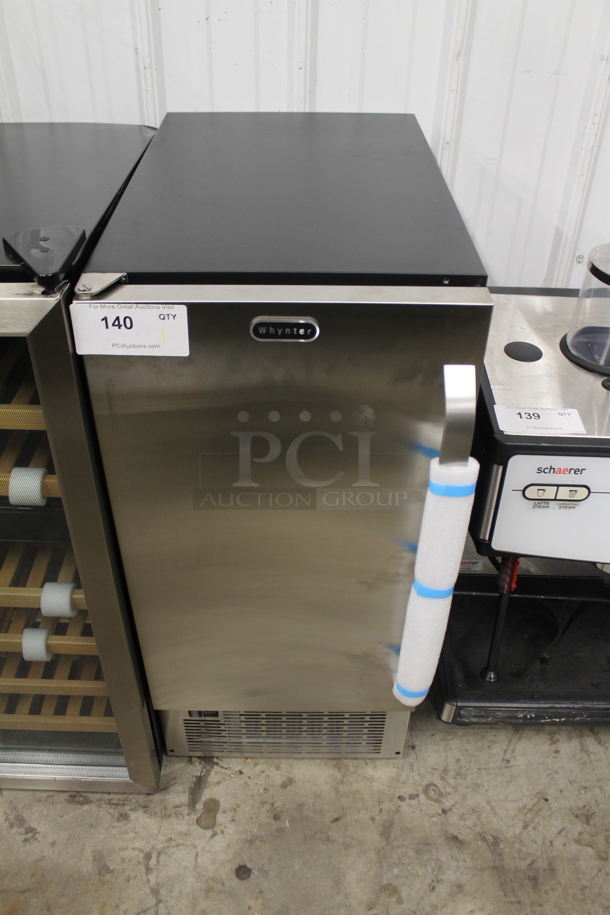BRAND NEW SCRATCH AND DENT! Whynter UIM-502SS Stainless Steel Commercial Built-in / Freestanding Maker-50lb Capacity Clear Cube Ice Maker. 115 Volts, 1 Phase. Tested and Working! - Image 1 of 5