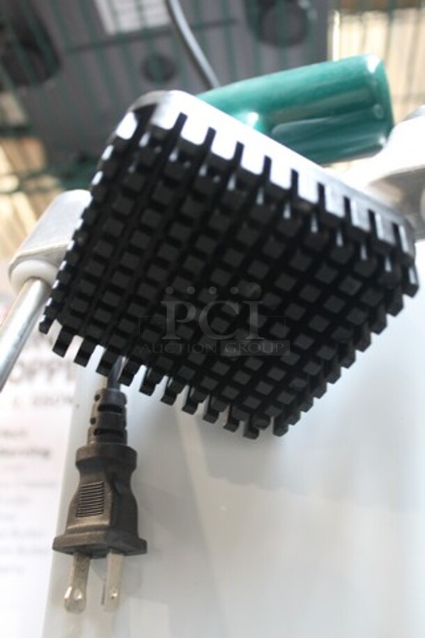 BRAND NEW SCRATCH AND DENT! Garde Metal Commercial Countertop Vegetable Cutter. - Image 6 of 6