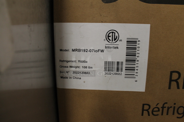 BRAND NEW IN BOX! iio MRB192-07ioFW Metal Reach In Cooler Freezer Combo. Stock Picture Used as Gallery - Image 3 of 5