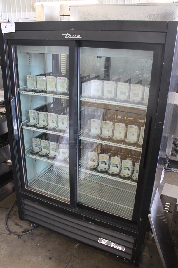 2017 True GDM-33CPT-LD Metal Commercial 2 Door Reach In Cooler Merchandiser w/ Poly Coated Racks and Drink Sliders. 115 volts, 1 Phase. Tested and Working! - Image 1 of 6