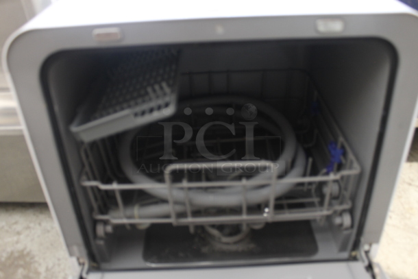 Farberware FDW05ASBWHA Commercial Electric Portable Countertop Dishwasher, White With Black Front Trim. 120V, 1 Phase. - Image 4 of 6