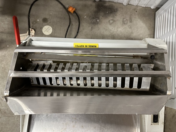 Anets Metal Commercial Countertop Dough Sheeter. Appears To Be Model SDR-4. Tested and Working! - Image 7 of 10