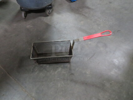 One Red Handle Deep Fry Basket.