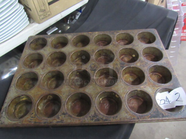 Commercial 24 Hole Muffin Pan. 2XBID
