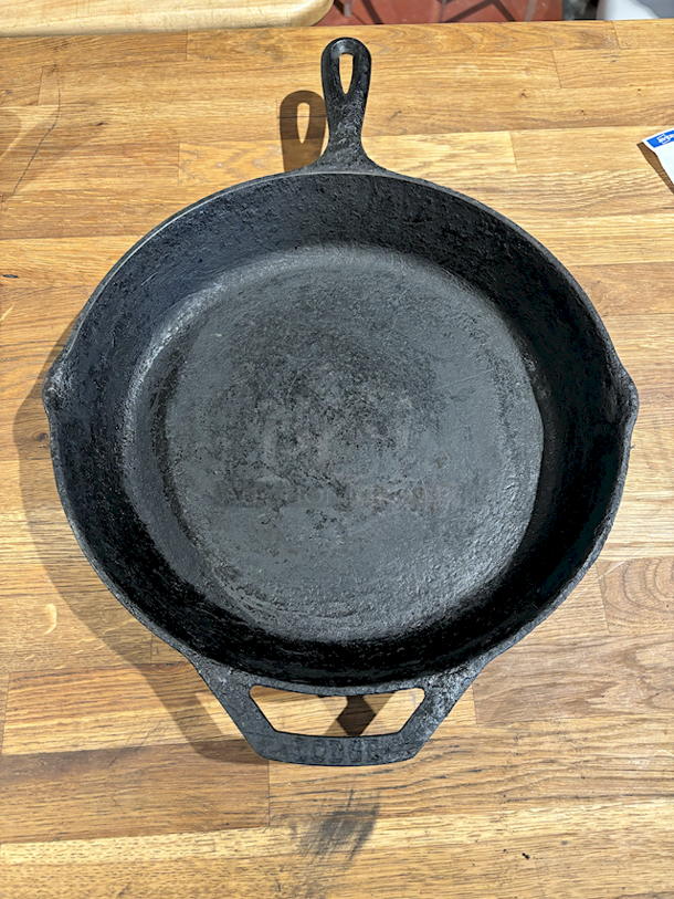 Cast Iron Skillets. 3x Your Bid - Image 2 of 2