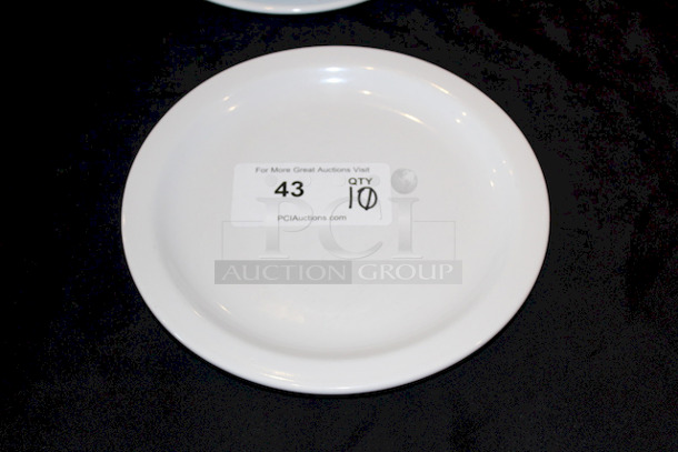 BEAUTIFUL! Crestware China CM46 Dover, 10 1/4" Plate, Bone white.
10x your Bid 
 - Image 2 of 3