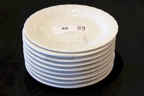 BEAUTIFUL! Crestware China CM46 Dover, 10 1/4" Plate, Bone white.
9x your Bid 

