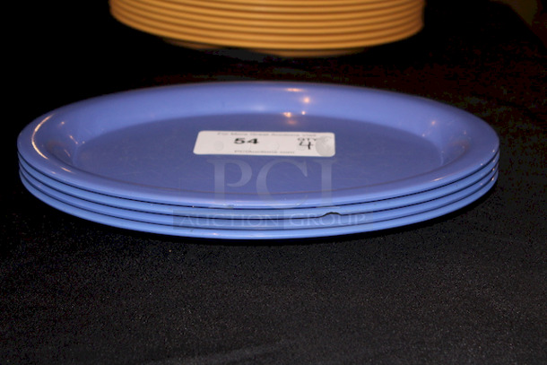 VERY NICE! G.E.T OP-135-PB Diamond Mardi Gras 13 1/2" x 10 1/4" Peacock Blue Oval Melamine Platter.
4x your Bid
 - Image 4 of 6