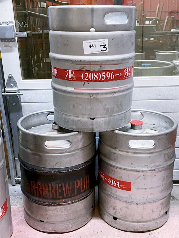 ?1/2 Barrels!? 15.5gal Stainless Steel Sanke "D" Kegs With double Handles! 1/2 bbl kegs = 59 liters = 15.5 gallons = 124 pints = 165 x 12oz bottles/cans = 31 growlers 3x Your Bid - Image 1 of 1