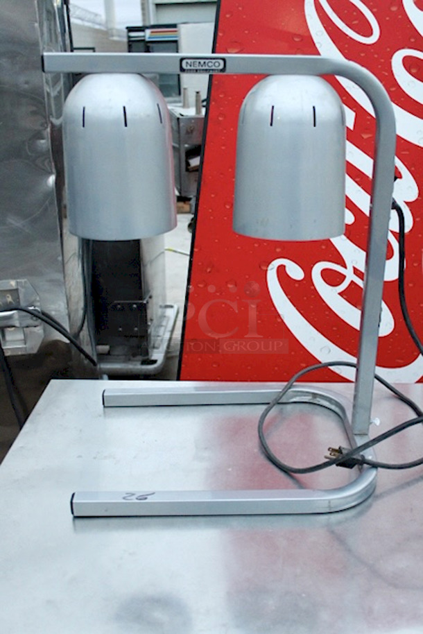 Nemco 6000a-2 Two Bulb Freestanding Heat Lamp - 120v 
14x19-1/2x24
