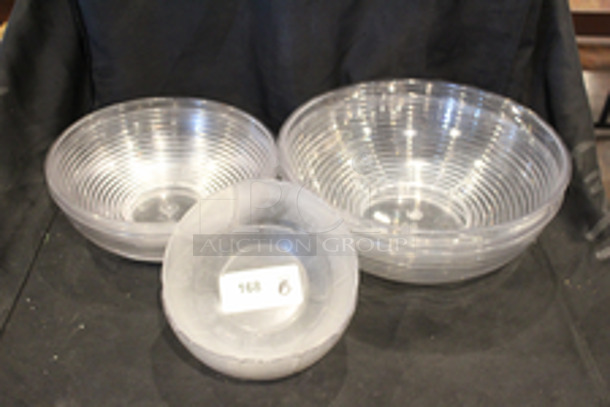 LOT Of 6 Assorted Plastic Bowls