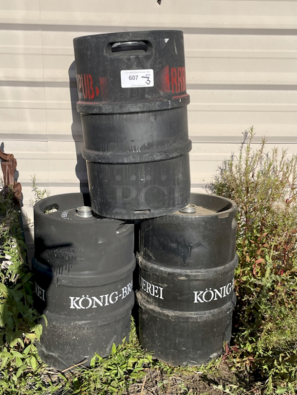 ?50 Liter Stackable Sanke Kegs, Stainless Steel, Polyurethane Jacketed? 50 Liter = 13.2 gallons = 105 pints = 140 12oz bottles. 3x Your Bid - Image 2 of 2
