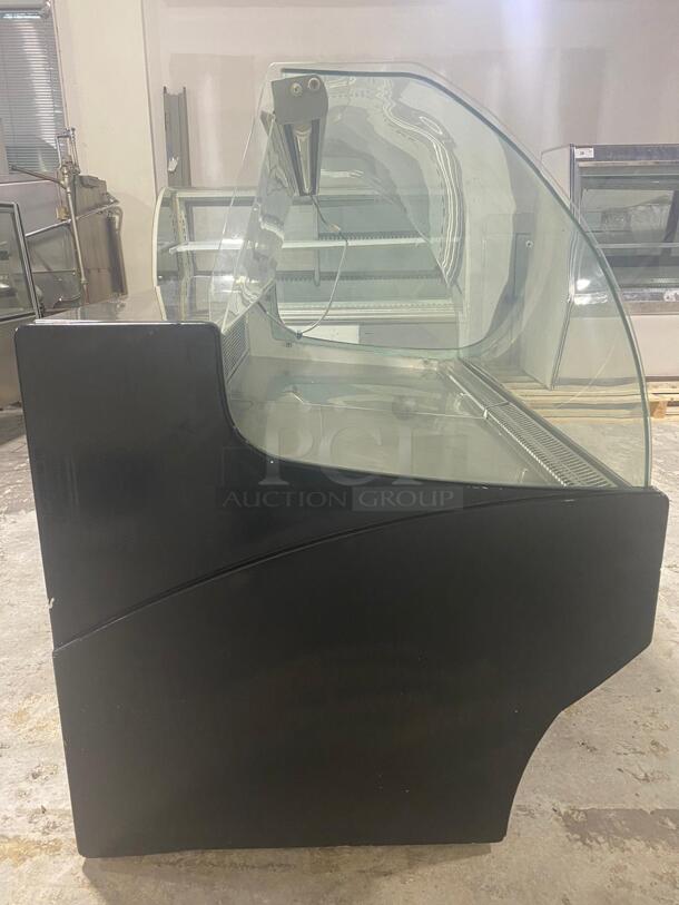 DOCRILUC REFRIGERATED DISPLAY CABINET
 - Image 6 of 6