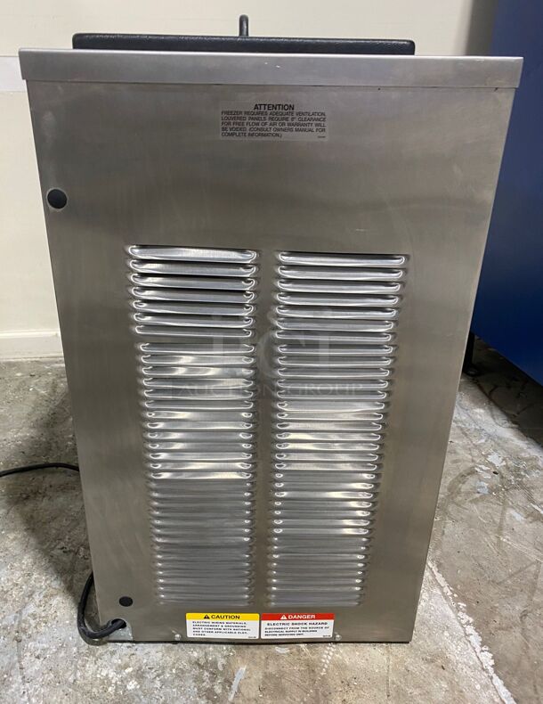 Stoelting F112-38 Single Flavor Gravity Shake/Frozen Beverage Countertop Freezer, Air Cooled
 - Image 2 of 5