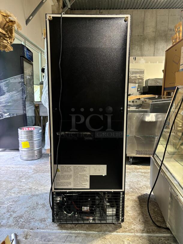 Dukers - DSM-12R Commercial Single Glass Swing Door Merchandiser Refrigerator  - Image 3 of 6